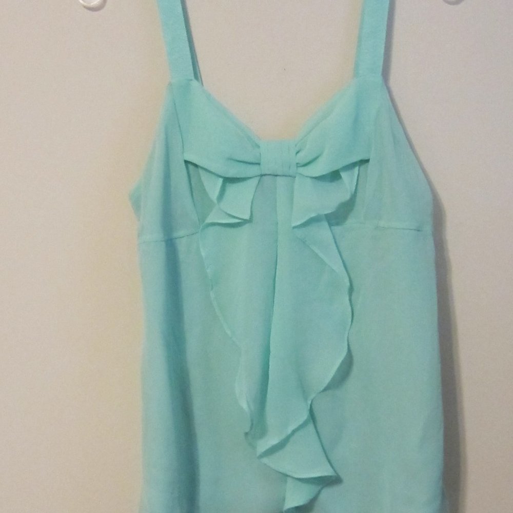 Lauren Conrad-size Med-light  green